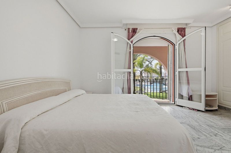 Foto c9c260d7-86bb-41ee-84d1-4efd7a2599c4. Casa adossada amb aparcament a bahía de Marbella Marbella