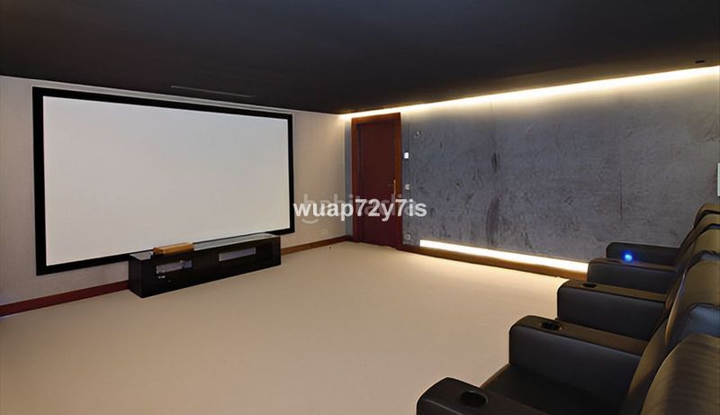 Foto a443cdb2-862b-4631-9098-a2830b6873d5. Casa adossada amb aparcament a Guadalmina Baja Marbella