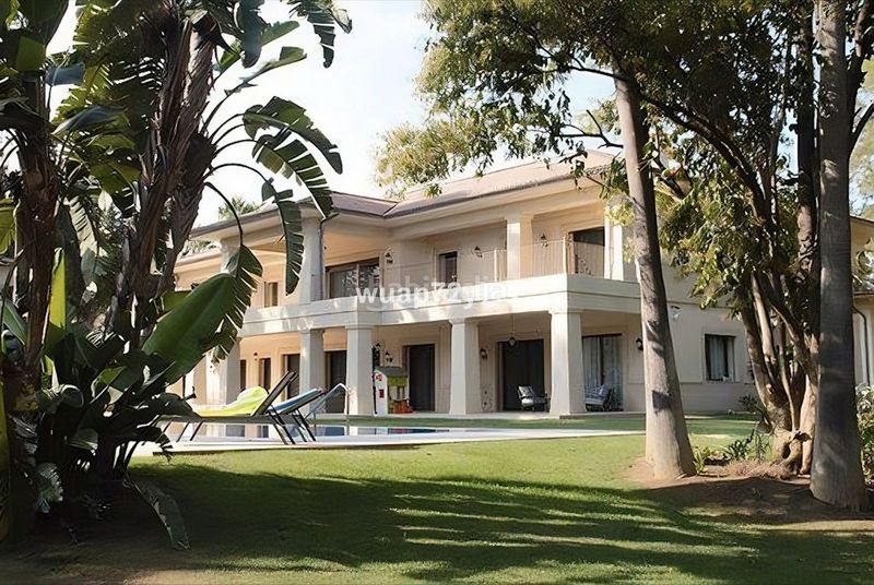 Foto fc036672-4144-4221-93e5-b5d34a612036. Casa adossada amb aparcament a Guadalmina Baja Marbella