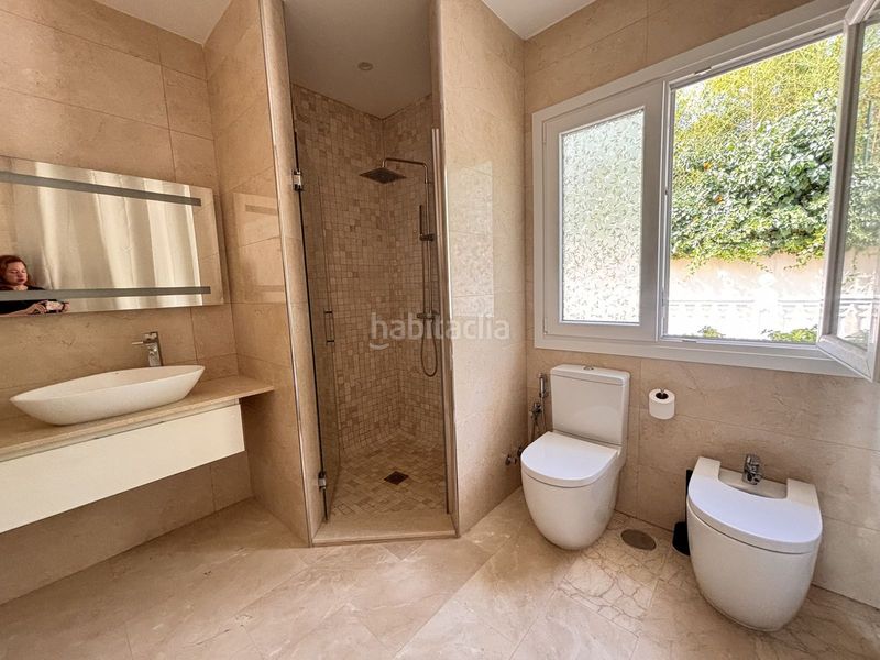 Foto 04afd4da-d33a-4a6a-8728-1ff8a03e2322. Casa adossada amb aparcament a La Concha - Resina Golf Estepona