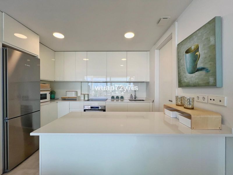 Foto 691abc27-a385-495a-8543-f6b1d65b82bc. Àtic a Centro Estepona