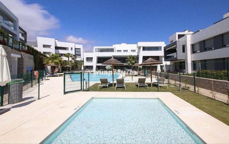 Foto da4d46b0-df33-40e9-866b-482a97365c25. Àtic a Centro Estepona