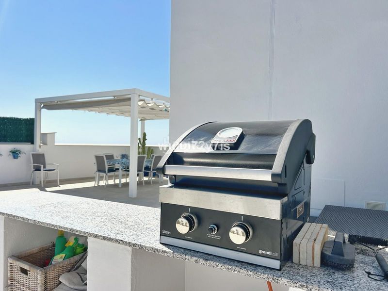 Foto e403e7e9-994a-4674-b1fa-18c4fd6cf5b7. Àtic a Centro Estepona