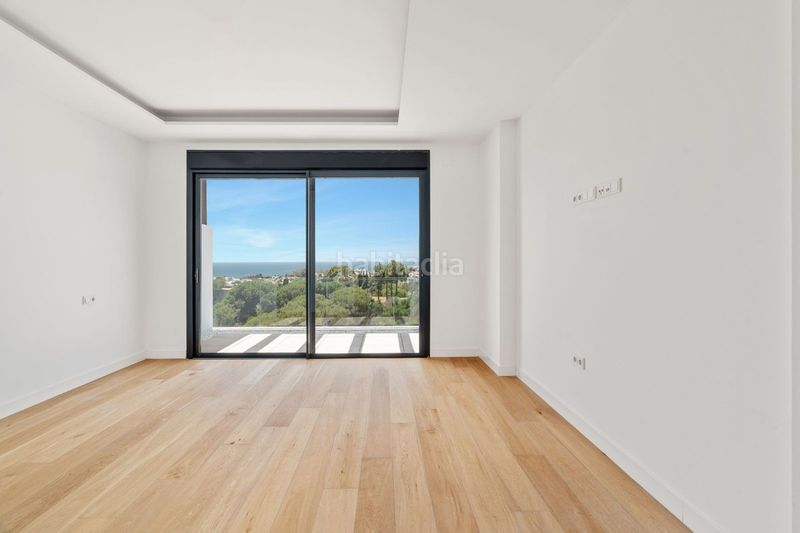 Foto 23830868-8017-4618-a907-e7f72b2556d3. Casa adosada en Río Real Marbella