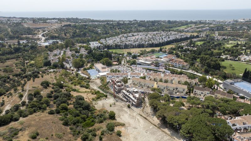 Foto ffbaa9f7-5950-49a6-83e5-8edcb6b2be12. Flat in Aloha Marbella