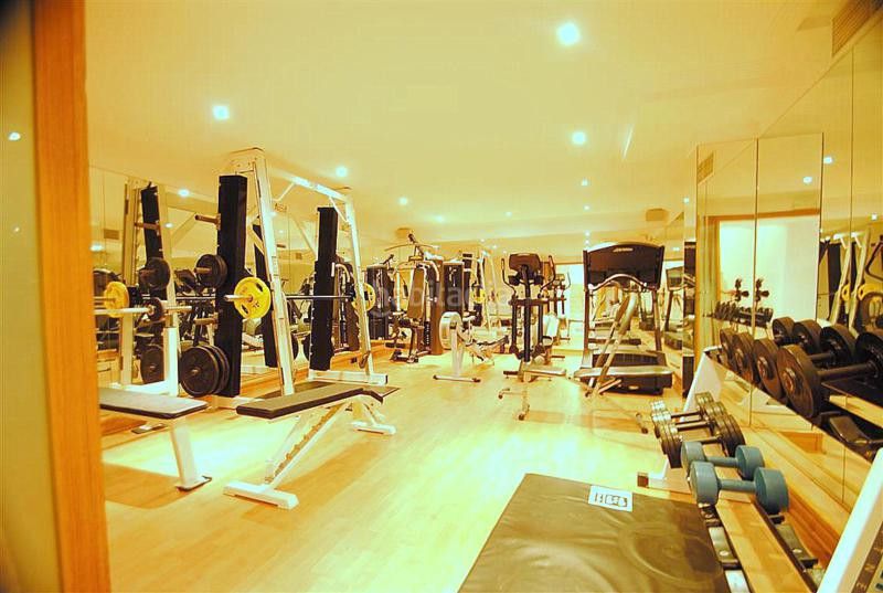 Foto 60e997fa-07a0-4f9f-ab83-812973bc931a. Casa adossada amb aparcament a Cabopino - Artola Marbella
