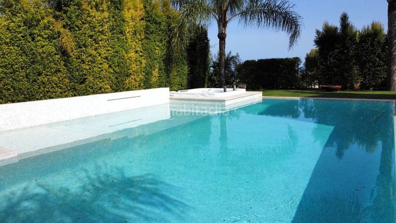 Foto e3bad21b-a7f4-4f8e-81e1-efae5704ecdd. Casa adossada a Casco Antiguo Marbella