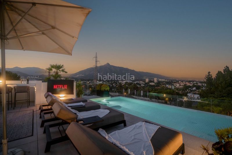 Foto 68f8e434-a8eb-4d87-bd1d-72aad9601cdd. Casa adosada en Las Brisas Marbella