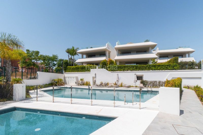Foto a1ab8b24-39ec-4915-80d6-bc962748e701. Casa adosada en Las Brisas Marbella
