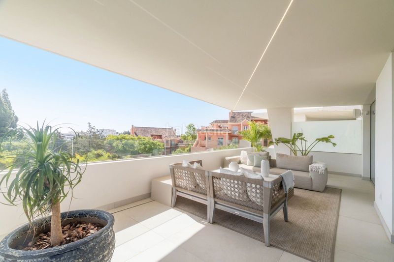 Foto cb7ae8f3-4a17-4962-89c8-88841ba9f37f. Casa adosada en Las Brisas Marbella