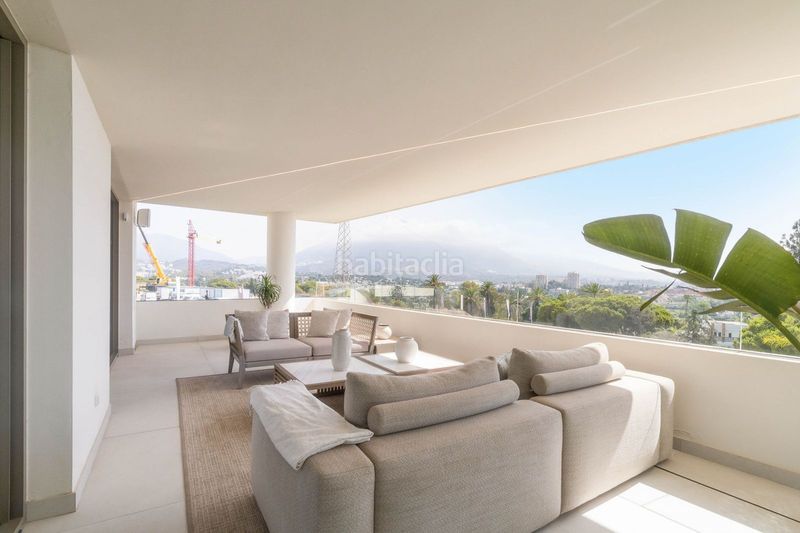 Foto f1ab9b7b-aec5-4246-8bde-3a607a5105bc. Casa adosada en Las Brisas Marbella