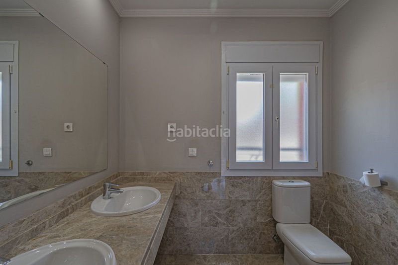 Foto 179e1abb-c517-47a3-a20c-498ccccea9b3. Casa adossada a Casco Antiguo Marbella