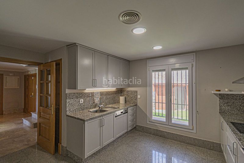 Foto fc684214-f253-4e18-840a-9fc3c9b3d791. Casa adossada a Casco Antiguo Marbella