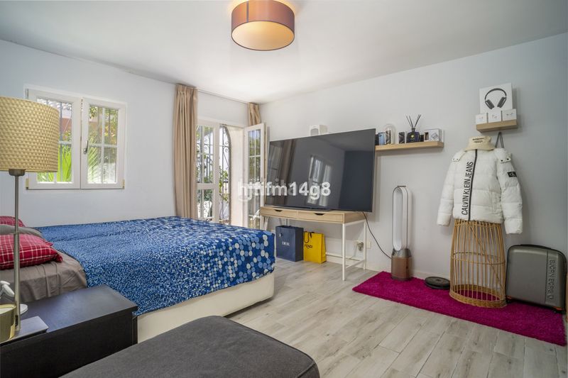 Foto 8ef32478-f258-4084-b7b6-1e40d0d196f7. Casa adossada a Las Brisas Marbella