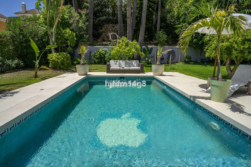 Foto aa742621-9ad8-4886-9785-e91a1286ef6e. Casa adossada a Las Brisas Marbella