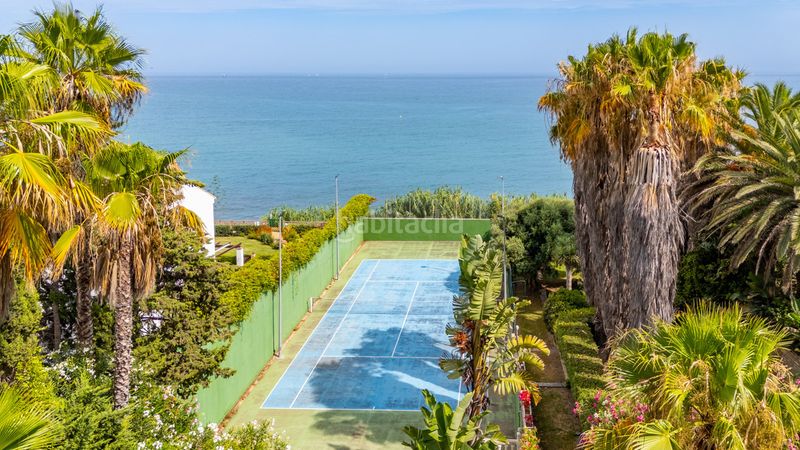 Foto 99e432a8-b219-4340-b33d-482be6ce547b. Casa adossada a Centro Estepona