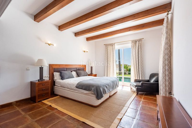 Foto b75fe77f-26d3-4cfa-a93e-71a94db30c37. Casa adosada en Istán