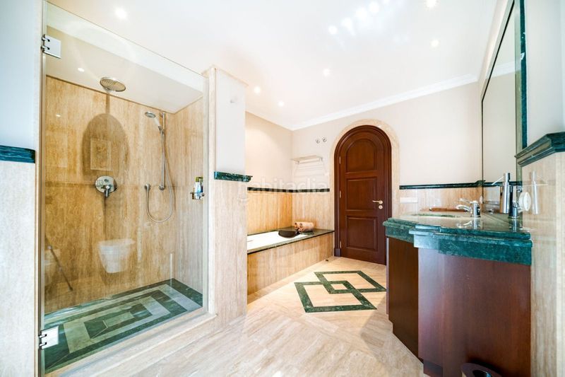 Foto 516a8d63-50eb-4ec0-a5d2-79b5e06f787d. Casa adosada en Guadalmina Baja Marbella