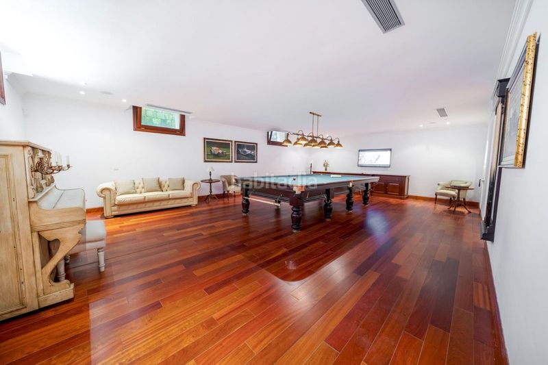Foto a89b1516-e845-4ad4-aa73-4a1c8c848aa3. Casa adossada amb aparcament a Guadalmina Baja Marbella