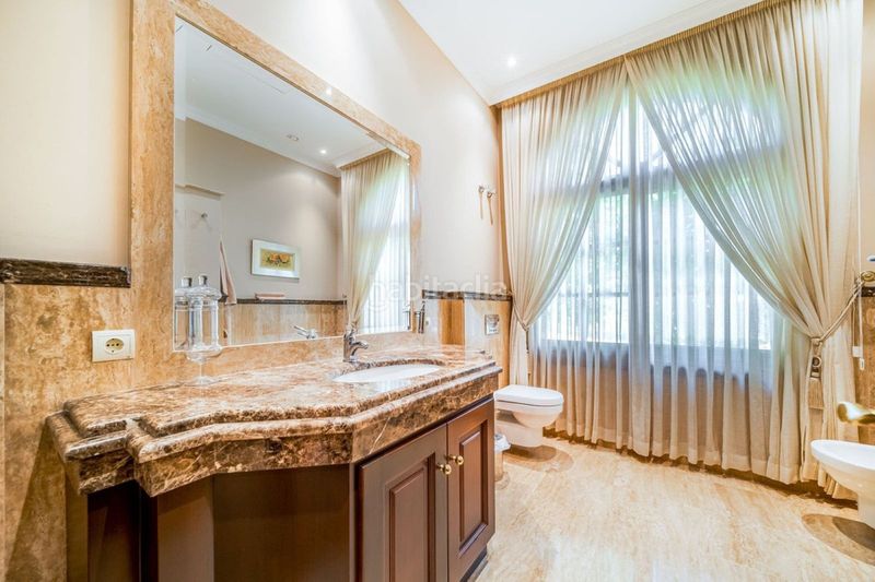 Foto d8e65cea-931a-4d2a-aaf6-5a51d3b8e234. Casa adossada amb aparcament a Guadalmina Baja Marbella