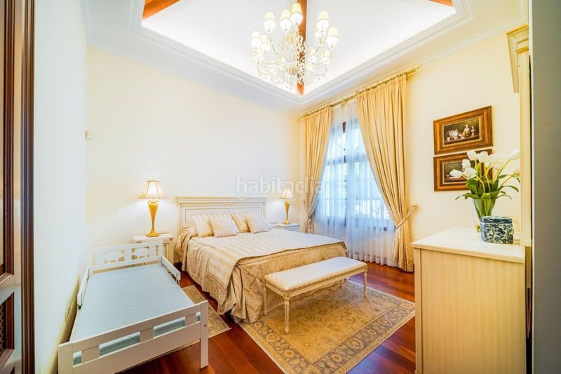 Foto d93026a2-05ea-4004-ada4-07b85a3877d2. Casa adossada amb aparcament a Guadalmina Baja Marbella
