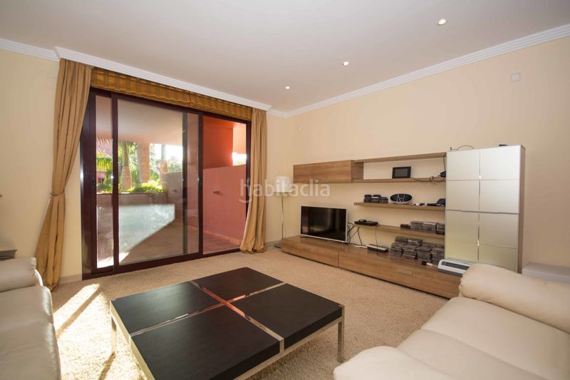 Foto cecfdab6-1f52-4207-9f2b-def5293b44a5. Pis amb aparcament a Paraiso - Barronal Estepona