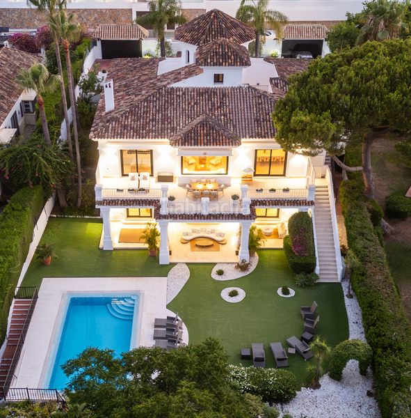 Foto 54def636-36d9-40d5-b9ed-a6b90d5e8b9e. Casa adosada en Aloha Marbella