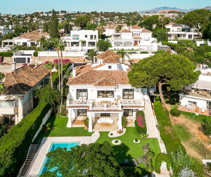 Foto 6800e4cb-2491-454b-9ebf-8a74ba9543cb. Casa adosada en Aloha Marbella