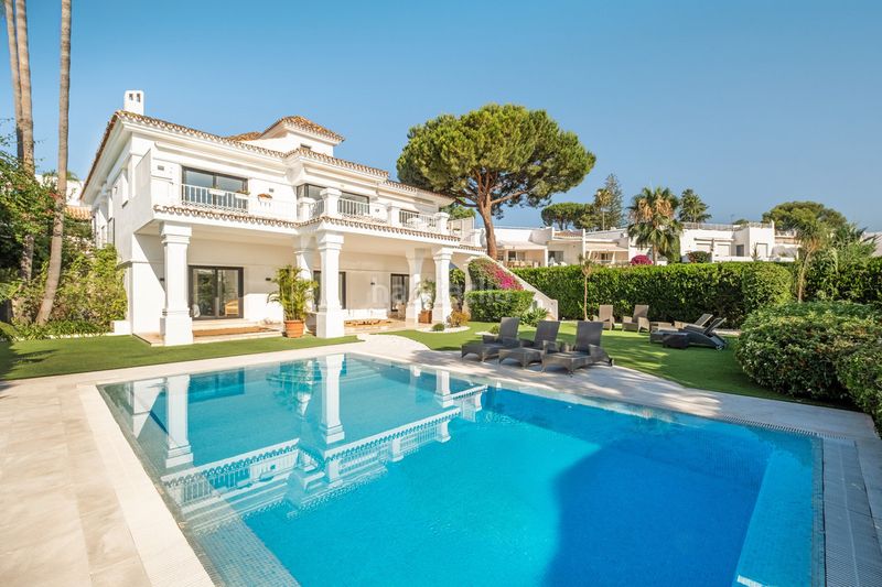 Foto a03c62db-4f54-43cf-8794-6836db5fe032. Casa adosada en Aloha Marbella