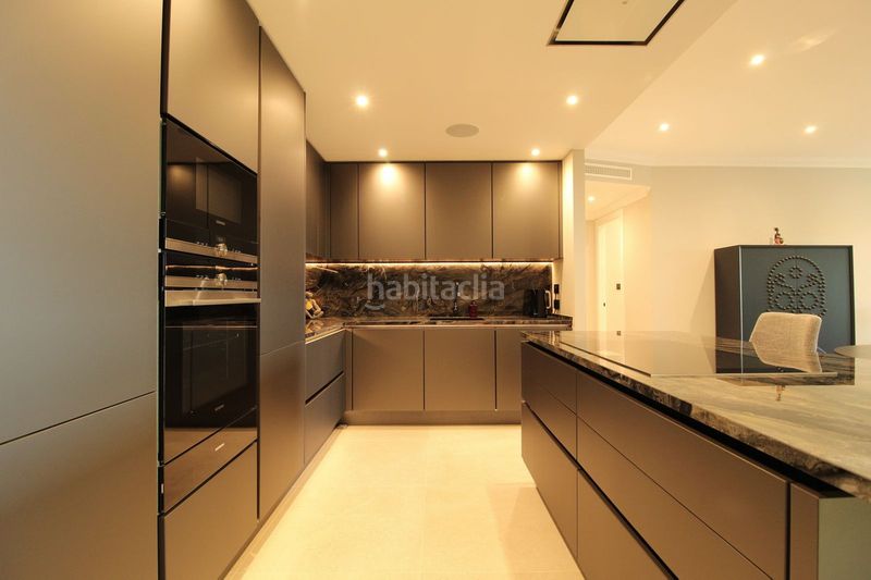 Foto 5445c5d5-dfbe-44f3-b890-c0e6fa09da23. Piso en Sierra Blanca Marbella