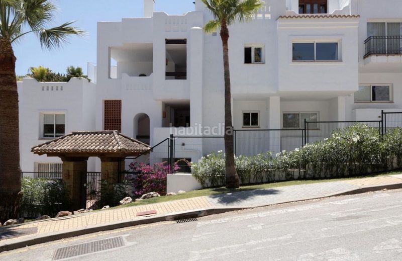 Foto 1240789a-ebc4-4902-80bc-1040c8f04211. Piso en Las Brisas Marbella