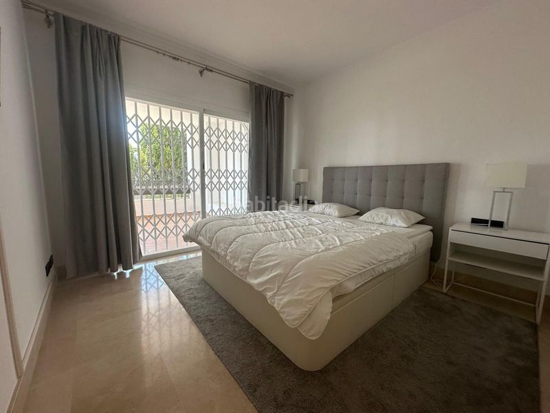 Foto a47803c5-249a-4a08-9405-165b42f108d7. Piso en Las Brisas Marbella