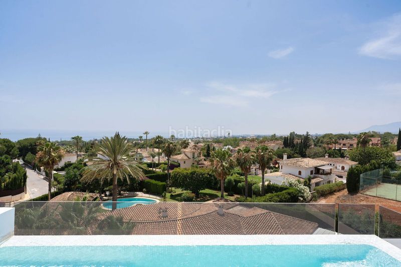 Foto 5afd4e1b-b2b3-4067-b47d-64f91c755964. Casa adossada amb aparcament a Sierra Blanca Marbella