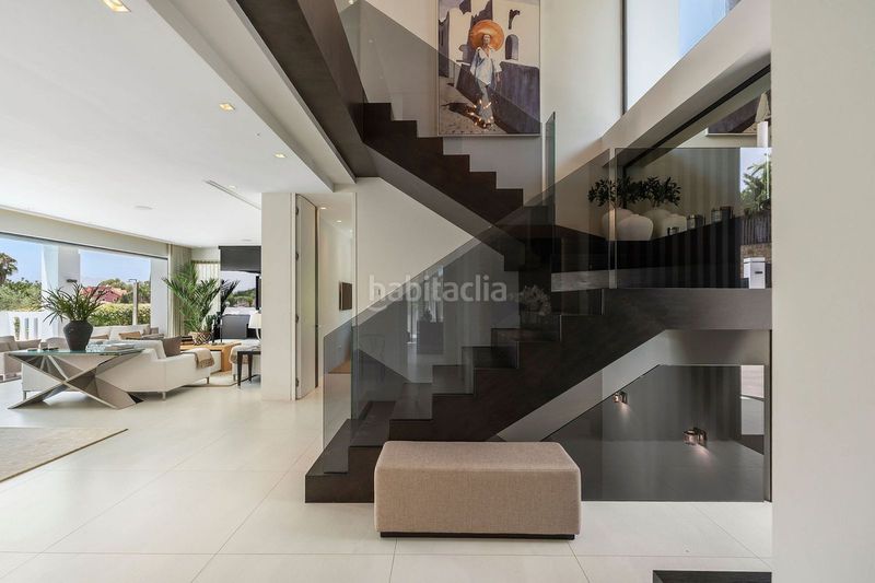 Foto 5b5c6d38-5e16-4043-be45-ebf4ddcc0954. Casa adossada amb aparcament a Sierra Blanca Marbella