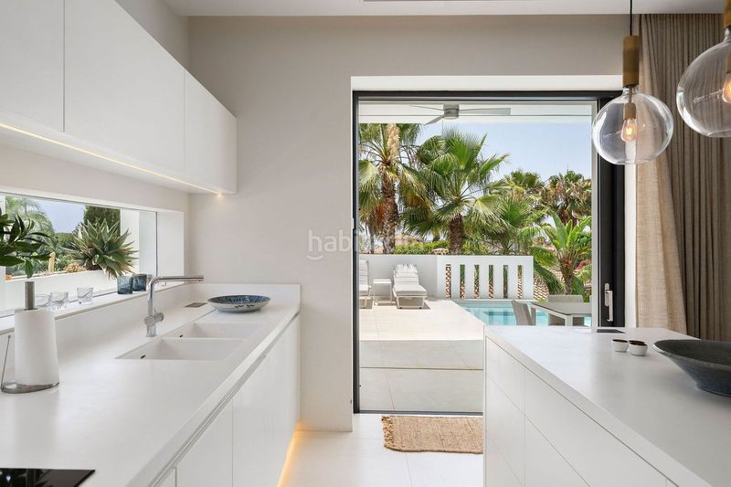 Foto 66246c2d-4060-4579-98a3-653bd8596062. Casa adossada amb aparcament a Sierra Blanca Marbella