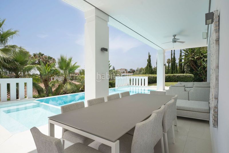 Foto 90afc83b-43de-4d70-9645-6404129294f3. Casa adossada amb aparcament a Sierra Blanca Marbella
