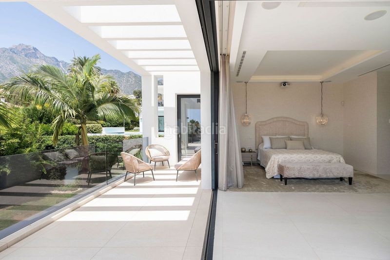 Foto d39662c7-b1f3-4c4b-8855-ff1b60d34eb2. Casa adossada amb aparcament a Sierra Blanca Marbella