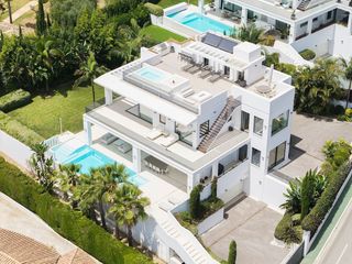 Casa adossada a Sierra Blanca