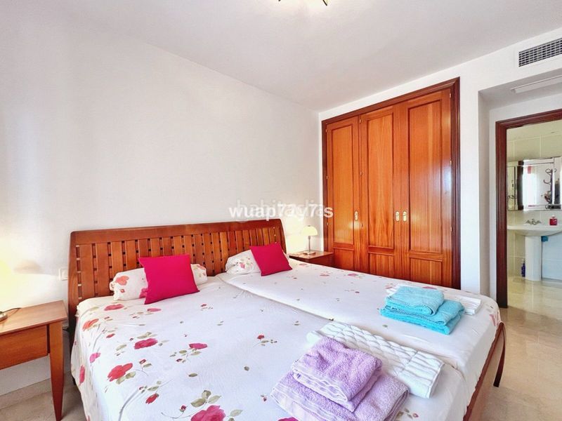 Foto 04763f8f-2906-436f-9bdc-98347d54157a. Casa adossada a Costabella Marbella