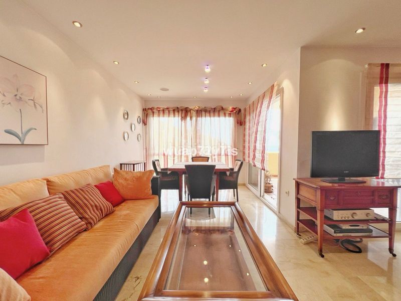 Foto 9a3c5667-2a5c-4773-8264-1452a52069ec. Casa adossada a Costabella Marbella