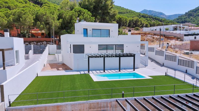Foto f463fac7-b51e-4ded-aeeb-0ed87c1af03a. Casa adosada en Pinos de Alhaurín Alhaurín de la Torre