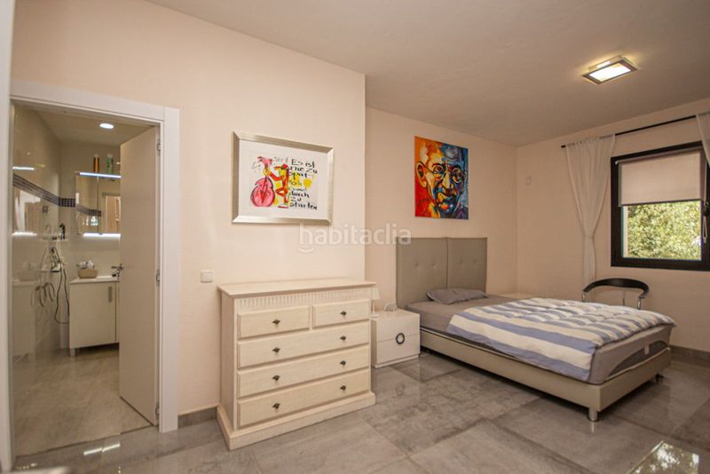 Foto c42bc6ee-f877-4d5d-9fdd-b9a36b1ac7a0. Casa adossada a La Mairena Ojén