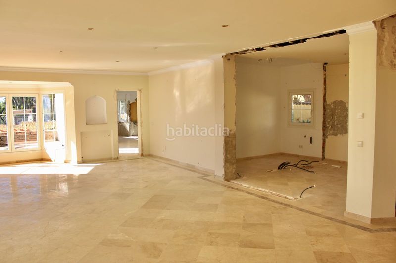Foto 064ad0d1-2505-491f-a8b1-ba9d0d1b9a4a. Casa adossada amb aparcament a Hacienda Las Chapas Marbella