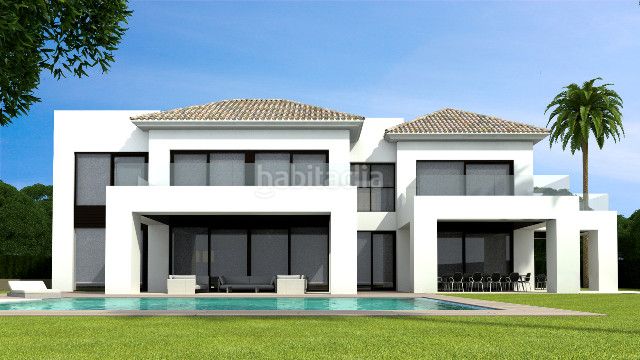 Foto 90b56cb0-3b7b-4f33-a5a1-af9ca70a4d81. Casa adosada en Centro Estepona