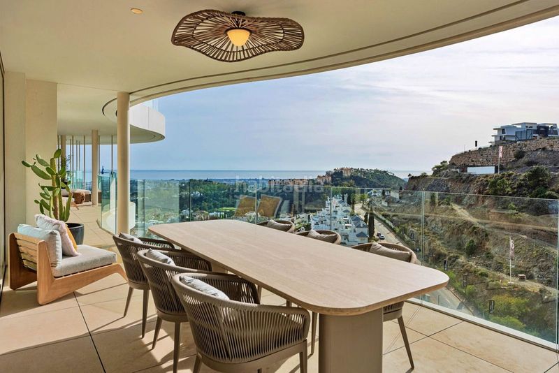 Foto e96dd197-d61a-4c3c-9d17-93a55c599336. Piso en Las Brisas Marbella