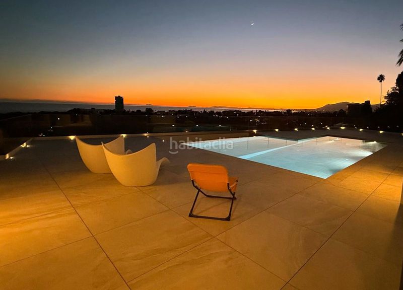 Foto 0ebb74a4-601f-4e03-9a4a-6aab47d5b087. Casa adossada amb aparcament a Casco Antiguo Marbella