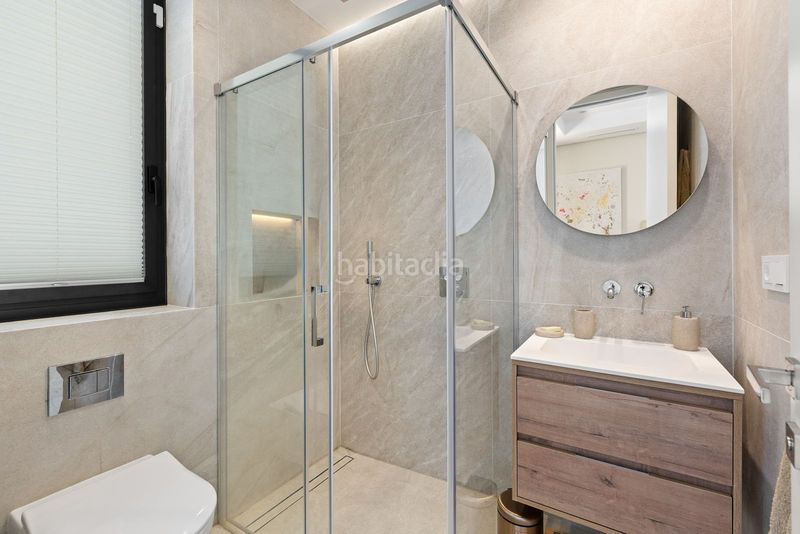 Foto 48940760-9eef-4252-a02f-189f2147474a. Casa adossada amb aparcament a Casco Antiguo Marbella