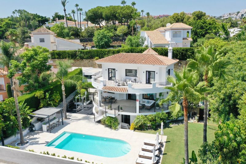 Foto 2191e3ca-5d1f-4615-b217-590e134a8d39. Casa adossada a La Quinta Benahavís