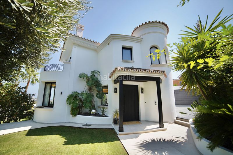 Foto 74f7636a-986a-47f7-ada5-bb19400c920b. Casa adossada a La Quinta Benahavís
