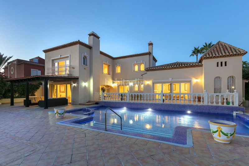 Foto d9c6ef60-2f63-4a6e-90a6-398fc7a34d9d. Casa adosada en Marbesa Marbella